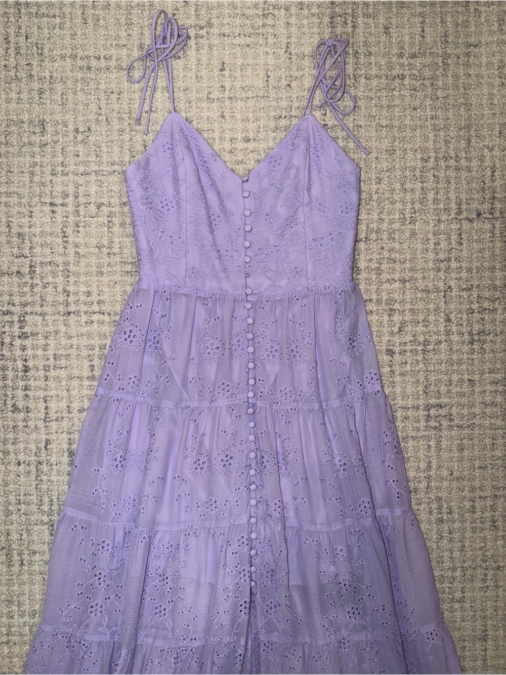 Alice + Olivia Shanti Dress - Picture 4 of 6